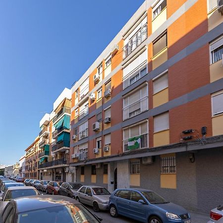 Charming 2 Bedroom Apartment At Triana Center By Oui Севилья Экстерьер фото