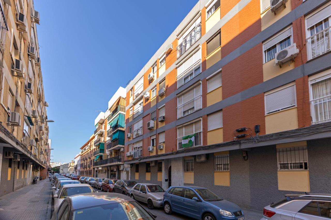 Charming 2 Bedroom Apartment At Triana Center By Oui Севилья Экстерьер фото