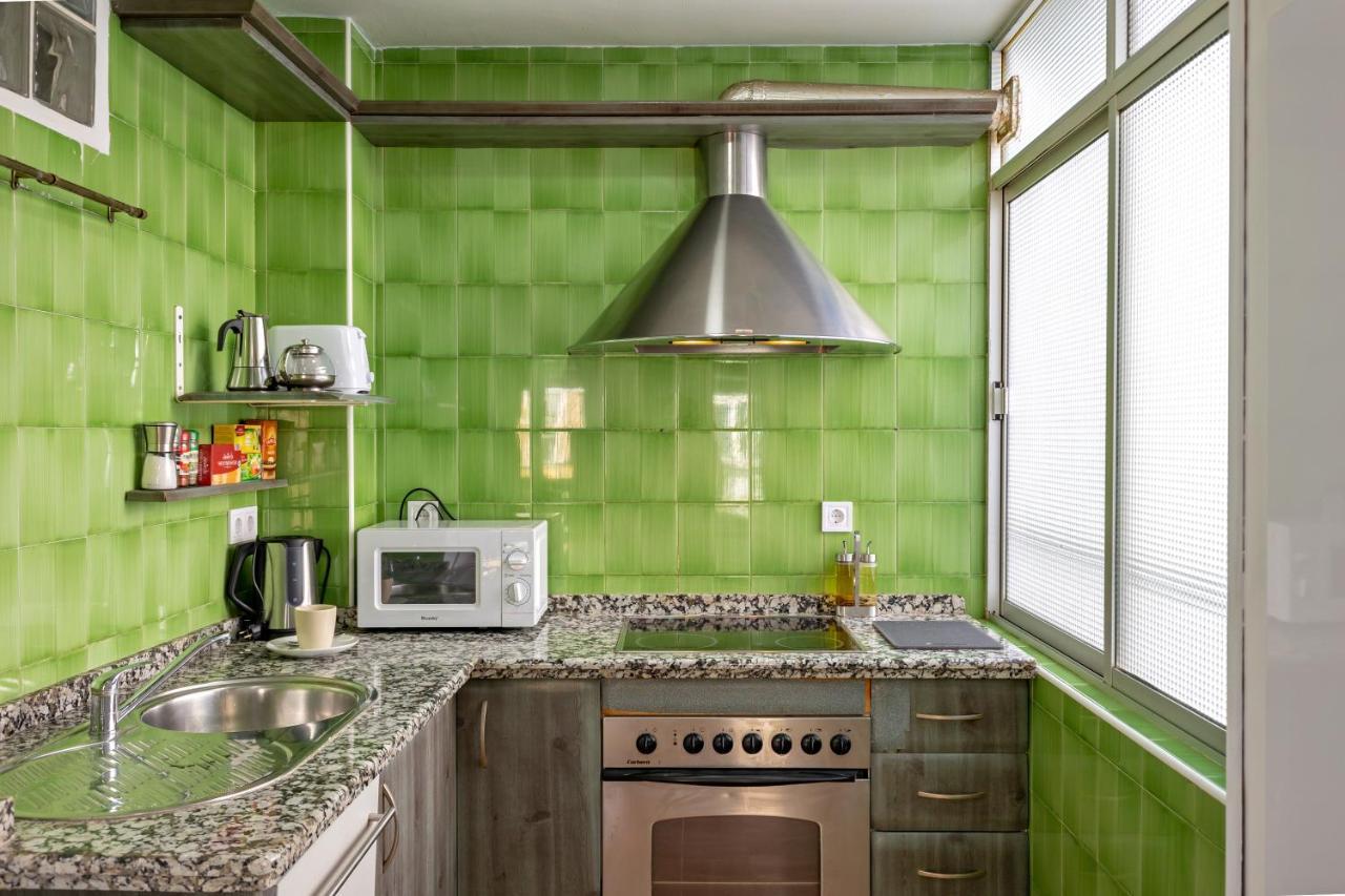 Charming 2 Bedroom Apartment At Triana Center By Oui Севилья Экстерьер фото